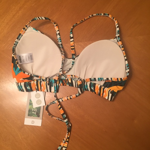 Eidon By Body Glove  Madison D-Cup Bikini Top - Picture 2 of 5